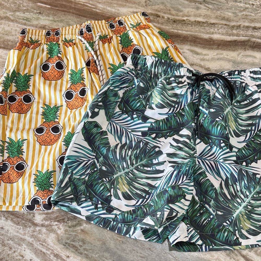 SHEIN Yellow Pineapple & Green Tropical Print Men’s Swim Trunks Set